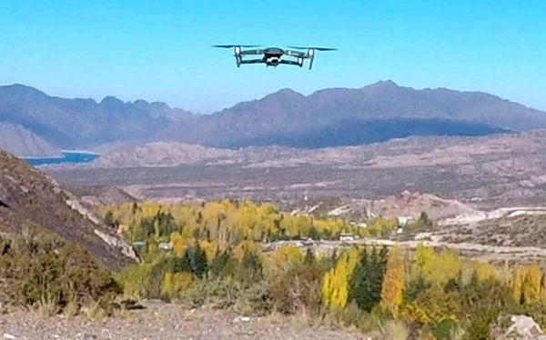 Dron durante el simulacro SAREX VANT I. Foto: EANA